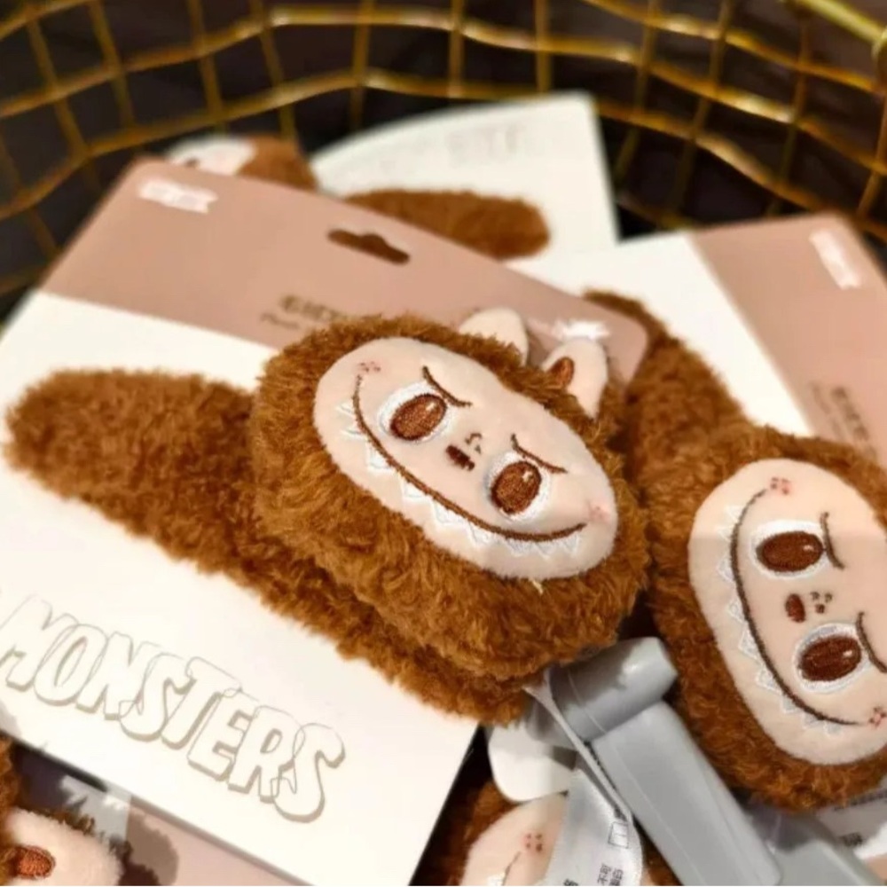POPLAND EXCLUSIVE LABUBU PLUSH HAIR CLIP
